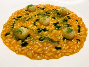 Risotto ai crostacei con olio al basilico