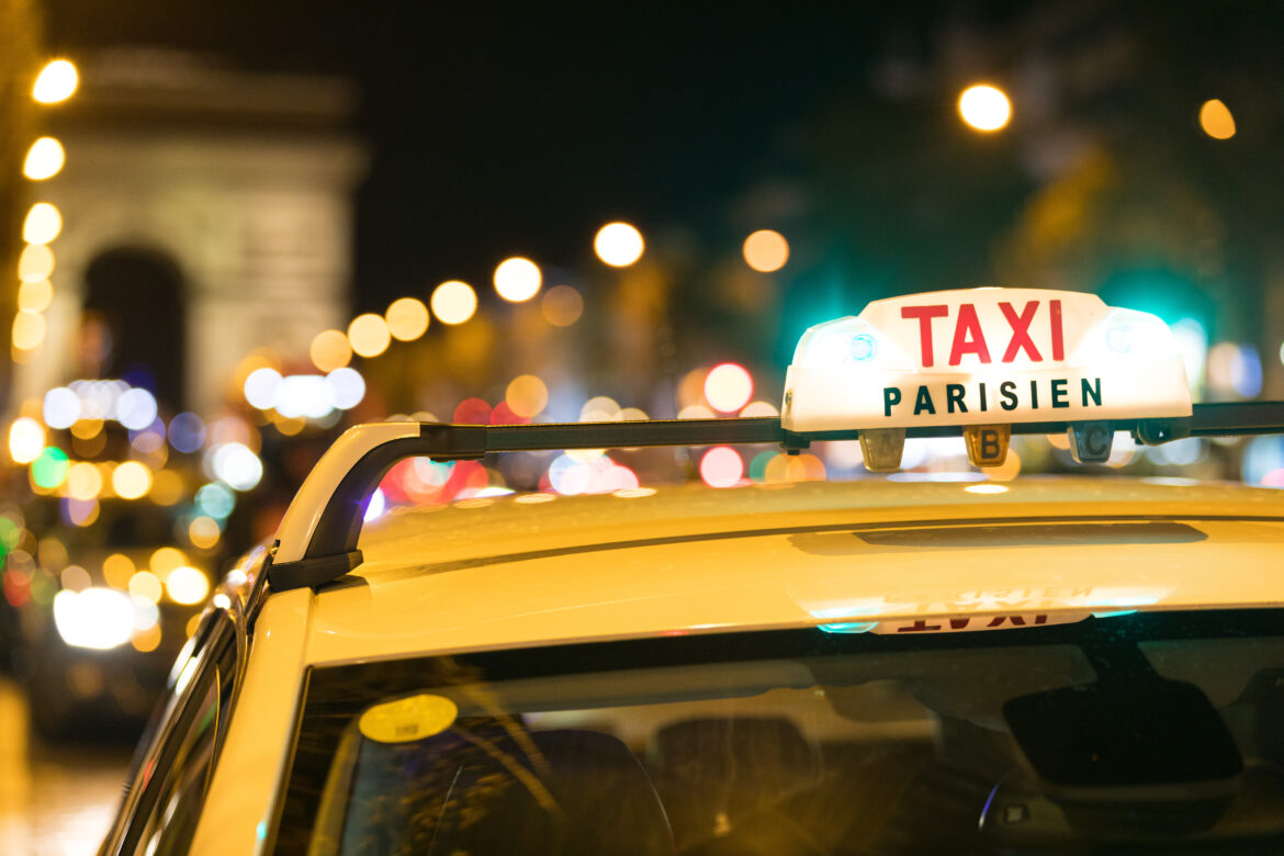 Capodanno Senza Glutine a Parigi 2025/2026: Dove Mangiare, Dove Dormire e Cosa Fare in Sicurezza 